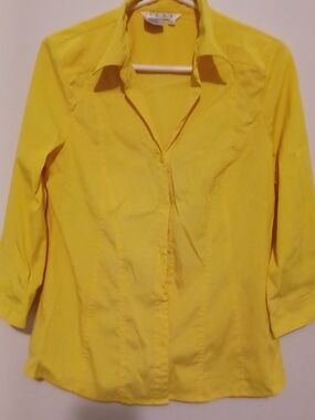 Bright Yellow Collared Button-Down Shirt by COMO